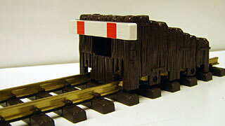 LGB 10310 Lighted
Buffer Stop